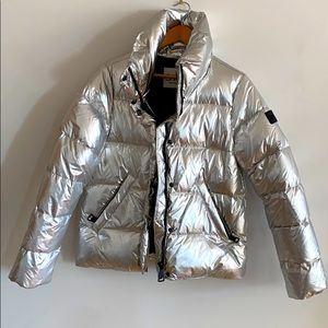 Silver fitted SAM. Puffer like new